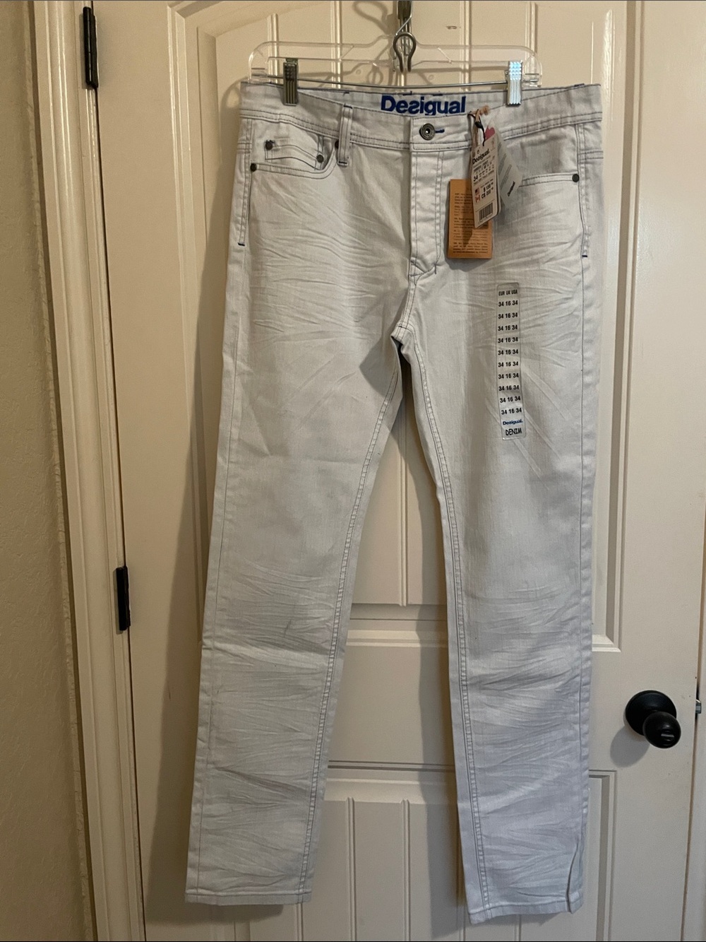 Desigual Men’s Light White Slim Straight Jeans